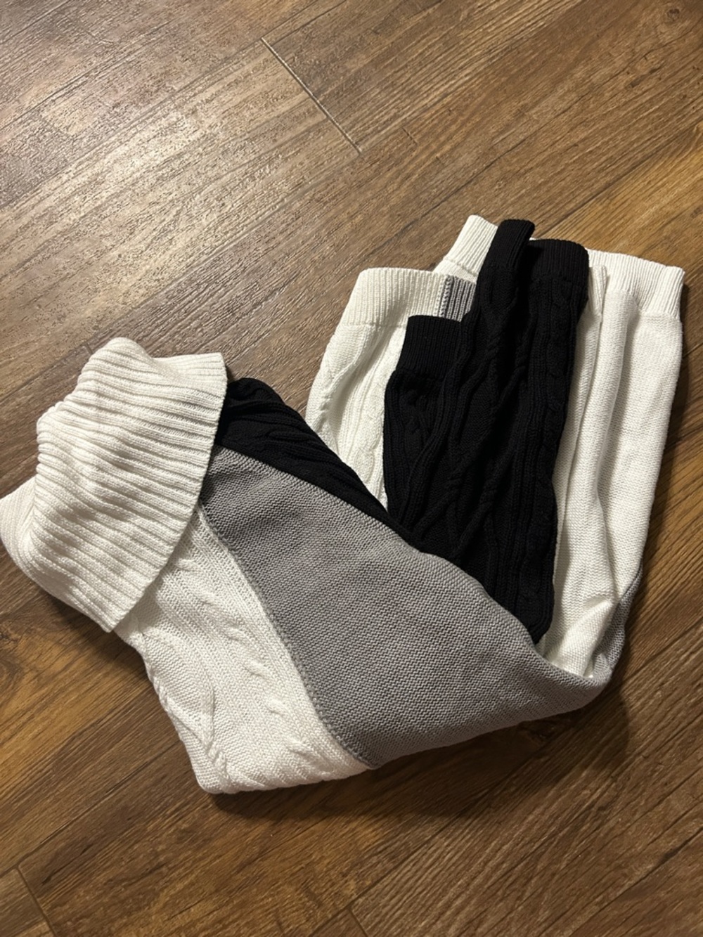 Women’s Colorblock Cable Knit Sweater - White, Black & Gray